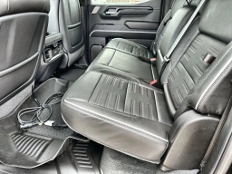 GMC Sierra 1500 AT4X 4WD Crew Cab 147" 2026