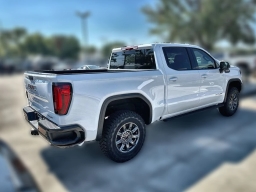 GMC Sierra 1500 AT4X 4WD Crew Cab 147" 2026