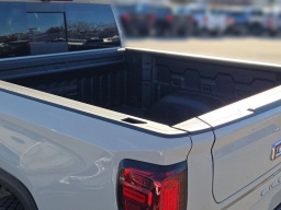 GMC Sierra 1500 AT4X 4WD Crew Cab 147" 2026