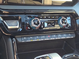 GMC Sierra 1500 AT4X 4WD Crew Cab 147" 2026