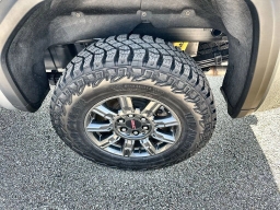 GMC Sierra 1500 AT4X 4WD Crew Cab 147" 2026