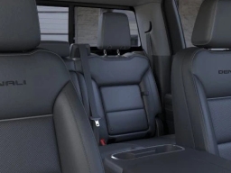 GMC Sierra 1500 Denali 4WD Crew Cab 147" 2026