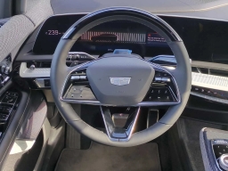 Cadillac OPTIQ AWD 4dr Luxury w/1SC 2025