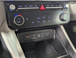 Hyundai Tucson SEL FWD 2025