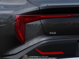 Kia K4 LXS Sedan 2026