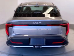 Kia K4 LXS Sedan 2026