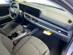 Kia K4 LXS Sedan 2026