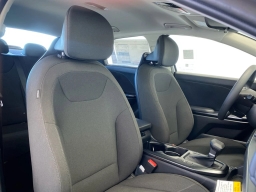 Kia K4 LXS Sedan 2026