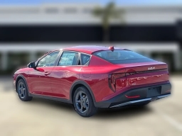 Kia K4 LXS Sedan 2026