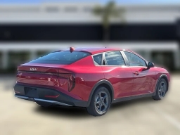 Kia K4 LXS Sedan 2026