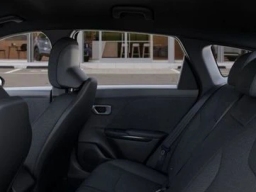 Kia K4 LXS Sedan 2026