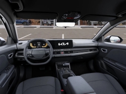 Kia K4 LXS Sedan 2026