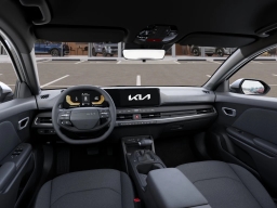Kia K4 LXS Sedan 2026