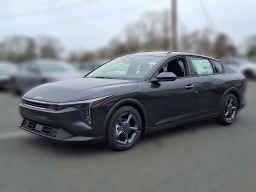 Kia K4 LXS Sedan 2026