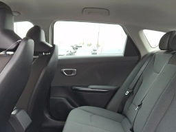 Kia K4 LXS Sedan 2026