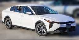 Kia K4 LXS Sedan 2026