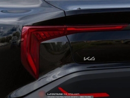 Kia K4 LXS FWD 2025