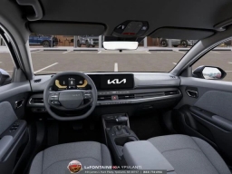 Kia K4 LXS FWD 2025