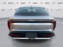 Kia K4 LXS Sedan 2026