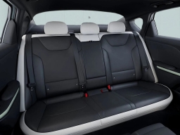 Kia K4 GT-Line Turbo FWD 2025