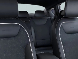 Kia K4 GT-Line FWD 2025