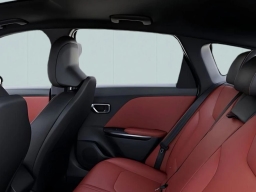 Kia K4 GT-Line FWD 2025