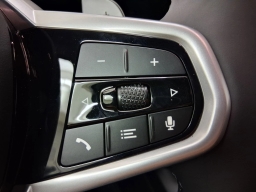 BMW 3 Series 330i NA Sedan 2026
