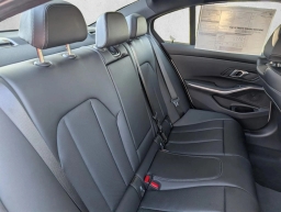 BMW 3 Series 330i NA Sedan 2026