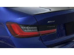 BMW 3 Series 330i NA xDrive Sedan 2026