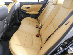 Nissan Sentra SV CVT 2025