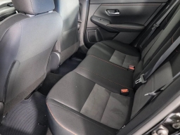 Nissan Sentra SR CVT 2025