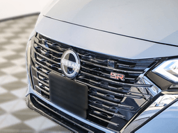 Nissan Sentra SR CVT 2025