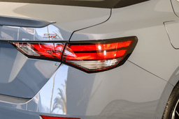 Nissan Sentra SR CVT 2025