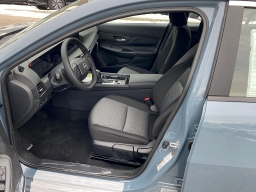 Nissan Sentra SV Sedan 2026