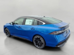 Nissan Sentra SR Sedan 2026