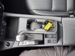 Nissan Sentra SR Sedan 2026