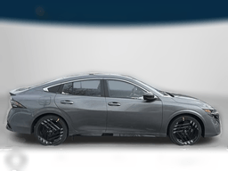 Nissan Sentra SR Sedan 2026