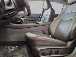 Nissan Sentra SR Sedan 2026