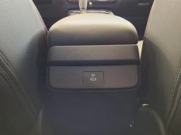 Nissan Sentra SR Sedan 2026