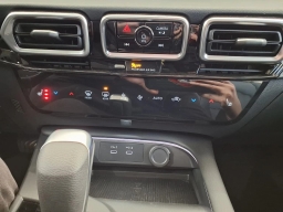 Nissan Sentra SR Sedan 2026