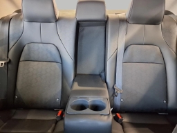 Nissan Sentra SR Sedan 2026