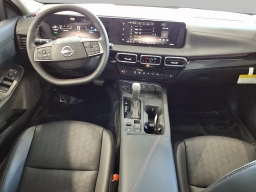 Nissan Sentra SR Sedan 2026