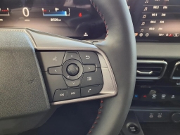 Nissan Sentra SR Sedan 2026