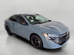 Nissan Sentra SR Sedan 2026