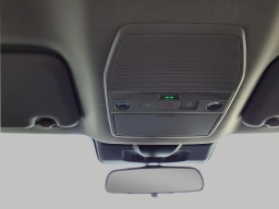 Nissan Sentra SR Sedan 2026