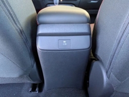 Nissan Sentra SR Sedan 2026