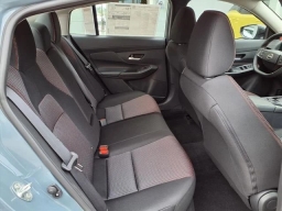 Nissan Sentra SR Sedan 2026