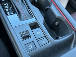 Nissan Sentra SR Sedan 2026