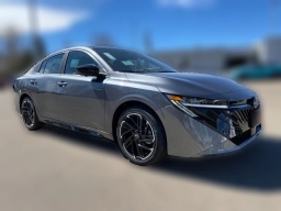 Nissan Sentra SR Sedan 2026