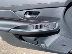 Nissan Sentra SR Sedan 2026